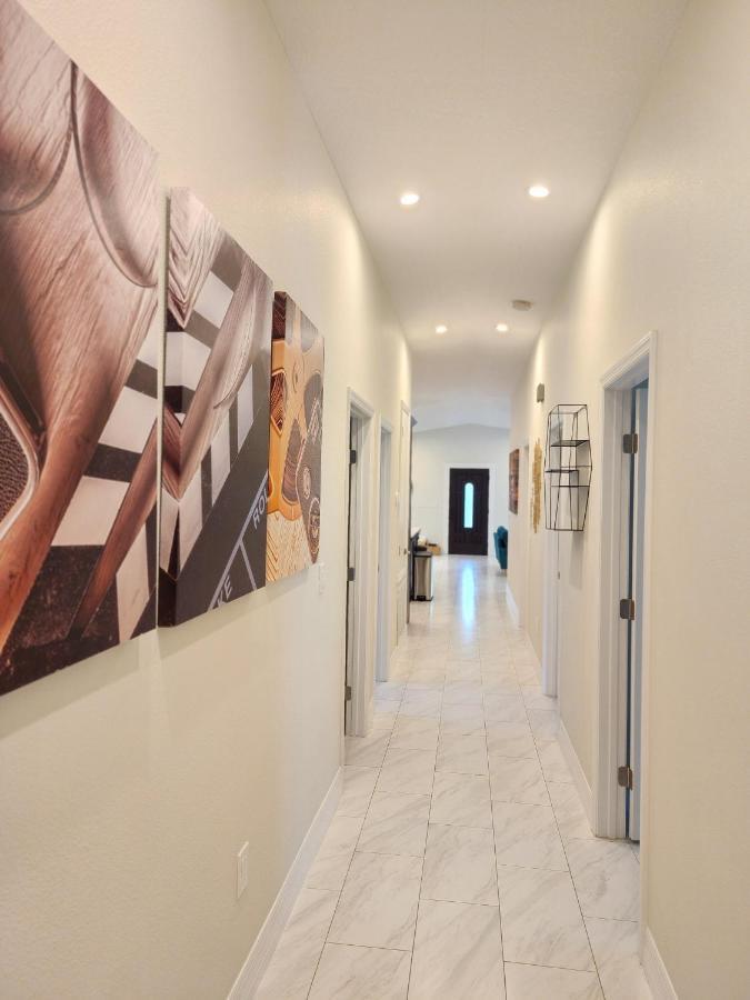 The Villa Orlando@College Park. Sleeps16 Exteriér fotografie