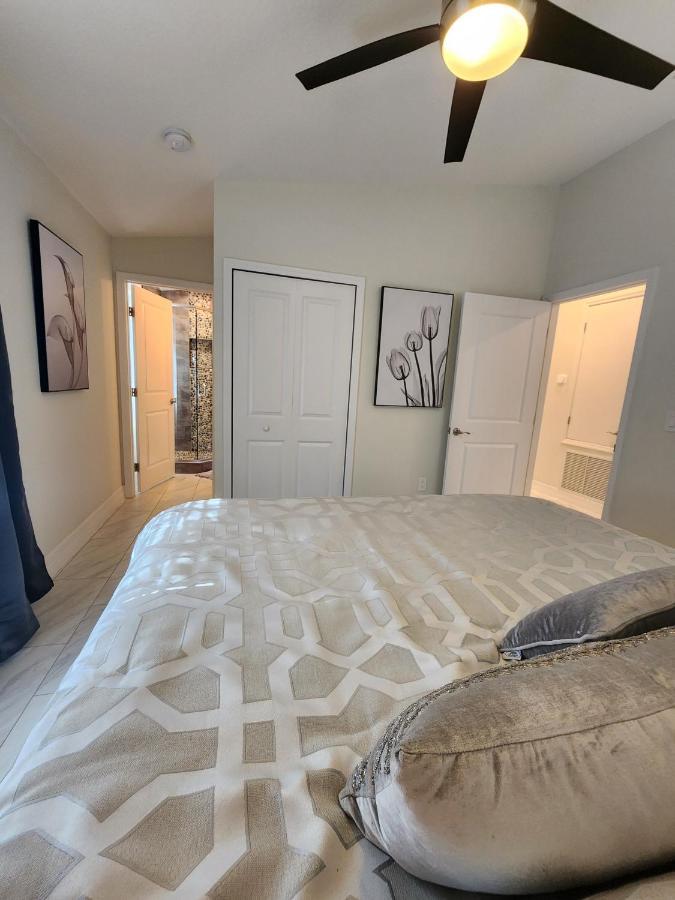 The Villa Orlando@College Park. Sleeps16 Exteriér fotografie