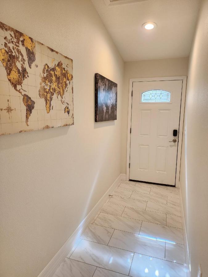 The Villa Orlando@College Park. Sleeps16 Exteriér fotografie