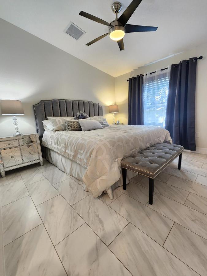 The Villa Orlando@College Park. Sleeps16 Exteriér fotografie